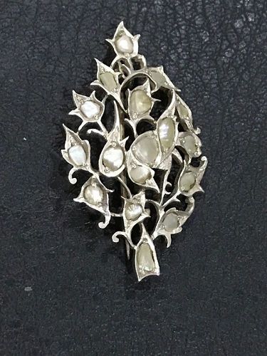 Straits Chinese Pearl brooch
