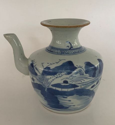 Qing blue and white wine pot