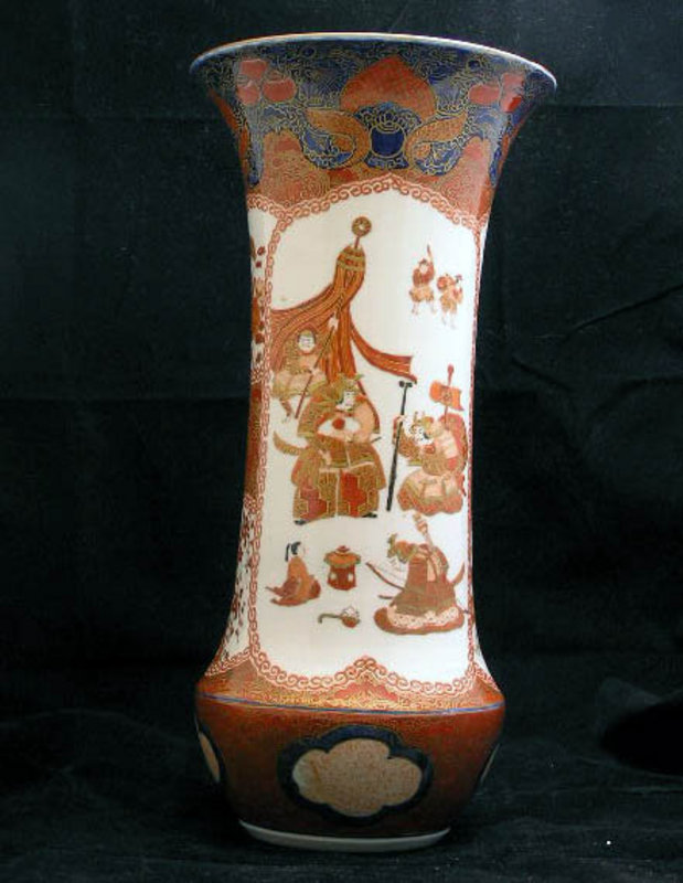 Red Koransha flared mouth vase with warriors