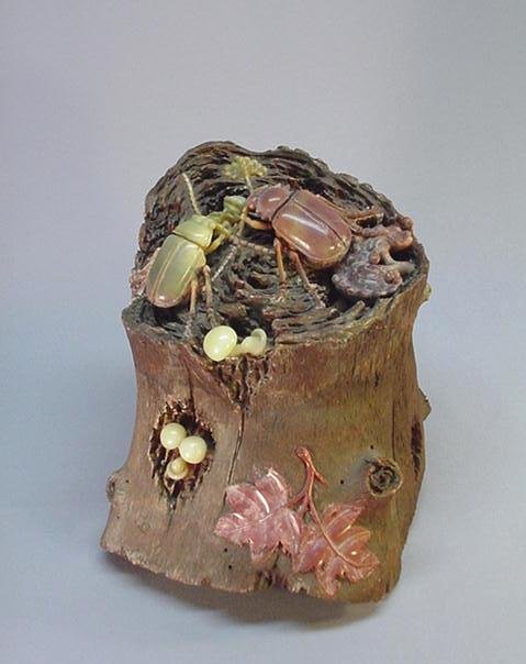 CHINESE STONE CARVING OF BEETLES ON TREE STUMP