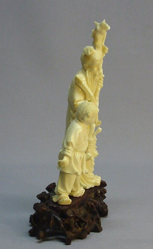 CHINESE IVORY CARVING OF SHOUXIN