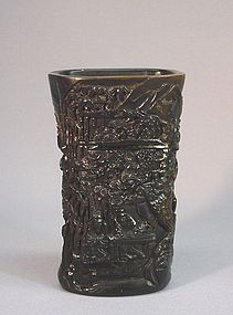 CHINESE HORN CARVING OF A SMALL VASE OR CUP