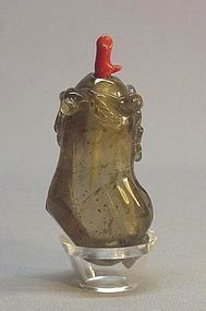 CHINESE SMOKY CRYSTAL SNUFF BOTTLE