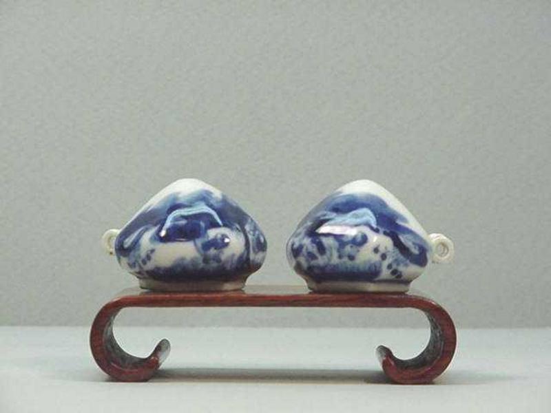 Chinese Blue &amp; White Porcelain Bird Feeders