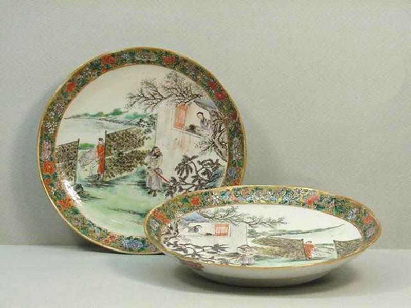 Pair of Chinese Famille Verte Plates