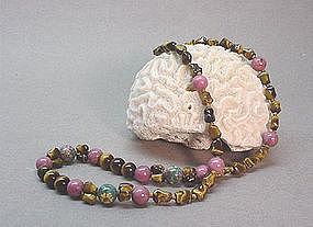 CHINESE CLOISONNE AND HARD STONE NECKLACE