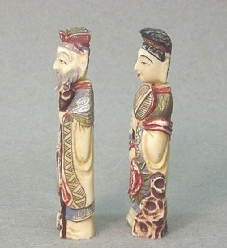 PR. CHINESE IVORY EMPEROR AND EMPRESS SNUFF BOTTLES