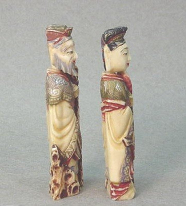 PR. CHINESE IVORY EMPEROR AND EMPRESS SNUFF BOTTLES
