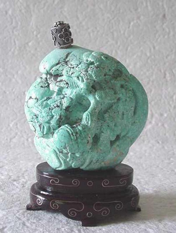 CHINESE CARVED LARGE TURQUOISE SNUFF BOTTLE