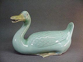 LATE 19TH C. CHINESE EXPORT CELADON DUCK