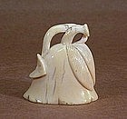 19TH CENTURY JAPANESE CARVED IVORY NETSUKE