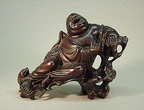 CHINESE CARVED WOOD STATUE OF LIU HAI