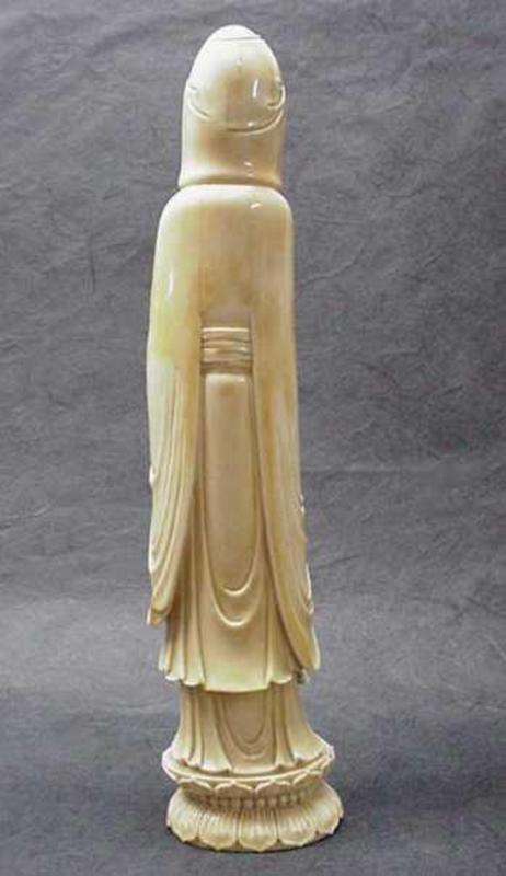 LATE 19TH C. CHINESE CARVED IVORY GUAN YIN