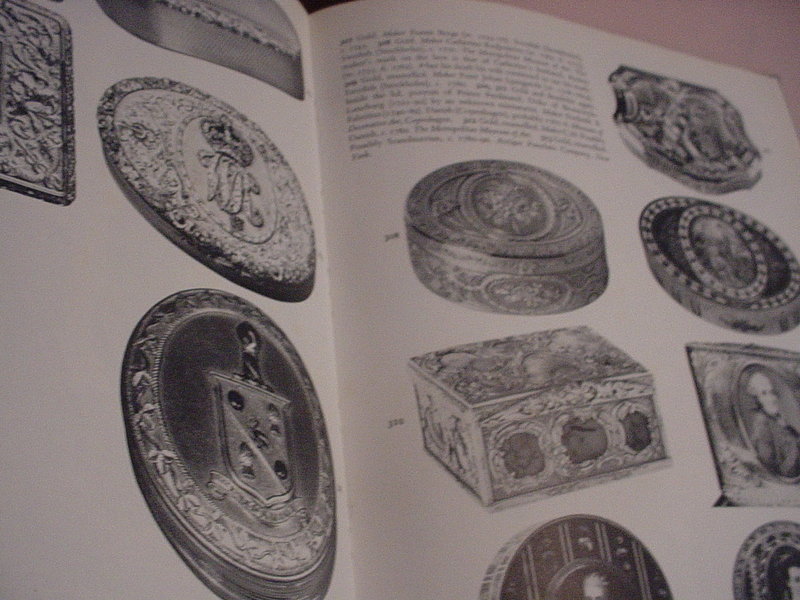 European and American Snuff Boxes 1730-1830 ~Clare Le Corbeiller