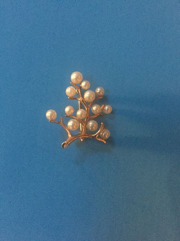 14k Gold Mikimoto Tree of Life Pearl Brooch