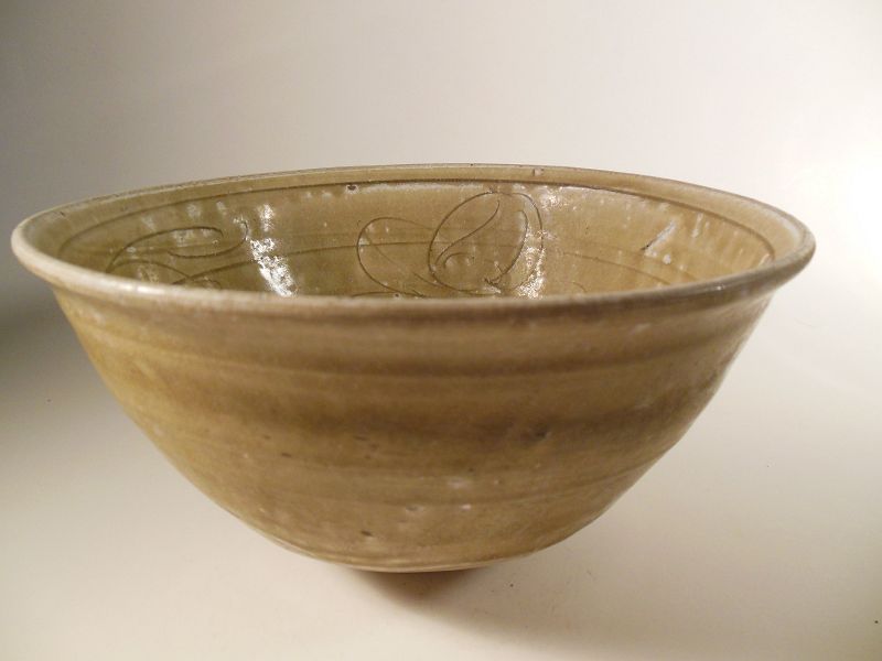 Song Dynasty Incised Bowl