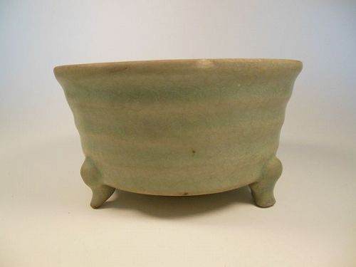 Yuan dynasty Longquan Incense Burner