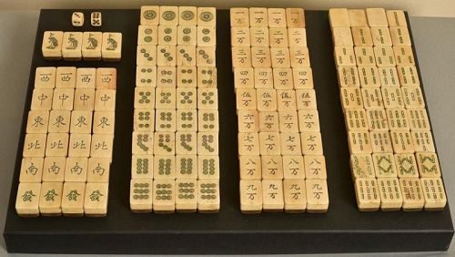 Antique Mahjong Game