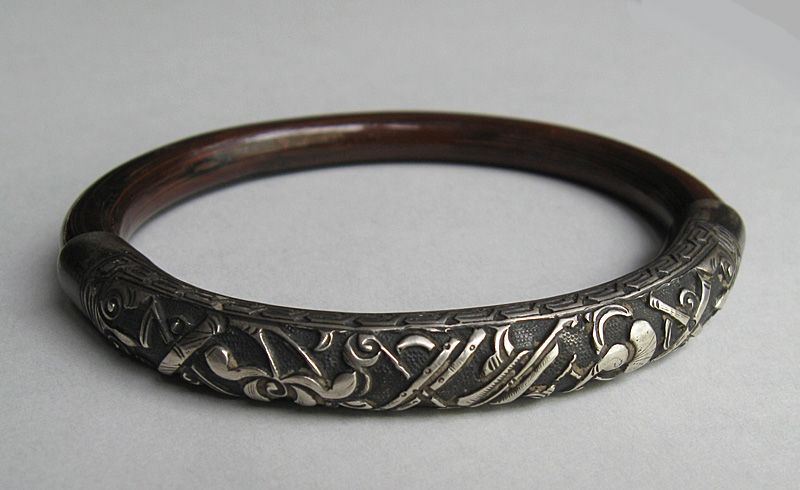 Chinese Bangle, Silver and Lacquered Bamboo