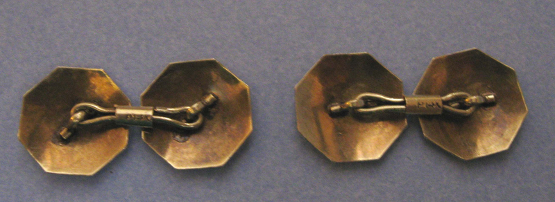 Pair of Engraved Two-Color Gold Cuff Links, c. 1920
