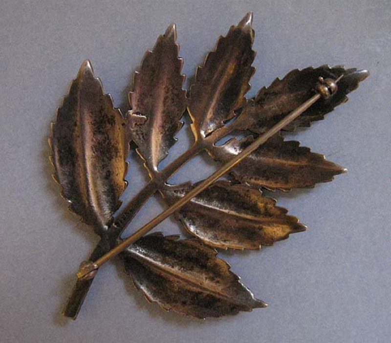 Sterling Leaf Pin