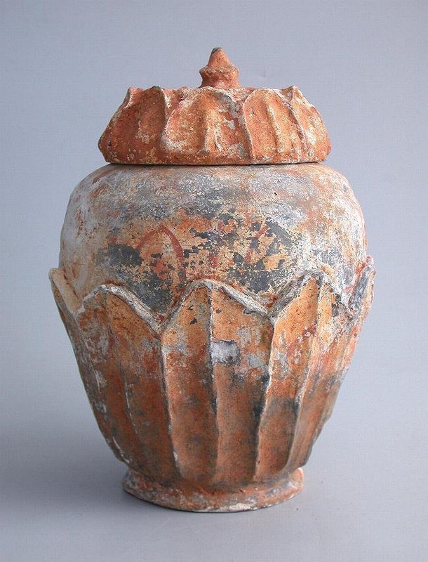 Chinese Song / Yuan Dynasty Buddhist Lotus Jar