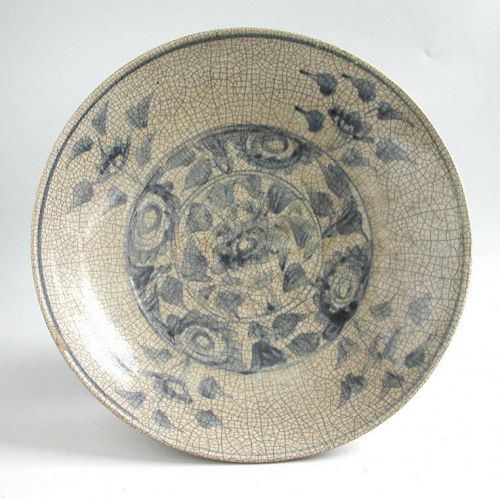 Large Chinese Ming Dynasty Blue & White Crackle-Glazed Dish (32.5 cm)