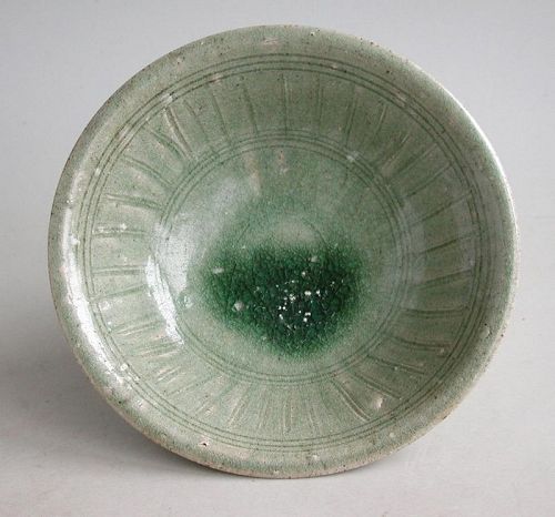 Large Thai 14th - 15th Century Sawankhalok Celadon Bowl *SALE*