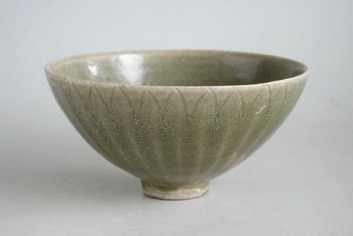 Rare Vietnamese 13th / 14th Century Lotus Petal Bowl