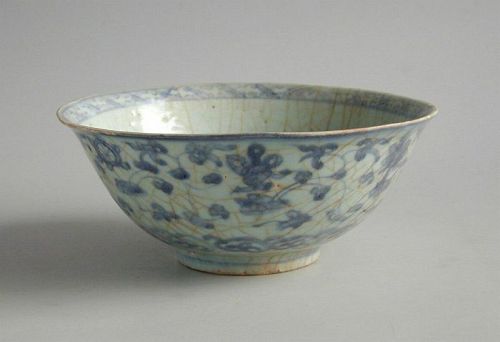 Chinese Ming Dynasty Blue & White Porcelain Bowl - Precious Objects