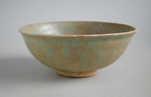 Chinese Song / Yuan Dynasty Longquan Celadon Bowl