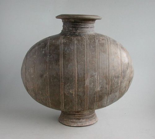 Fine LARGE Chinese Western Han Dynasty Burnished Pottery Cocoon Jar