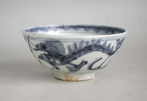 Rare Chinese Ming Dynasty Blue & White Porcelain Bowl - Dragons & Fish