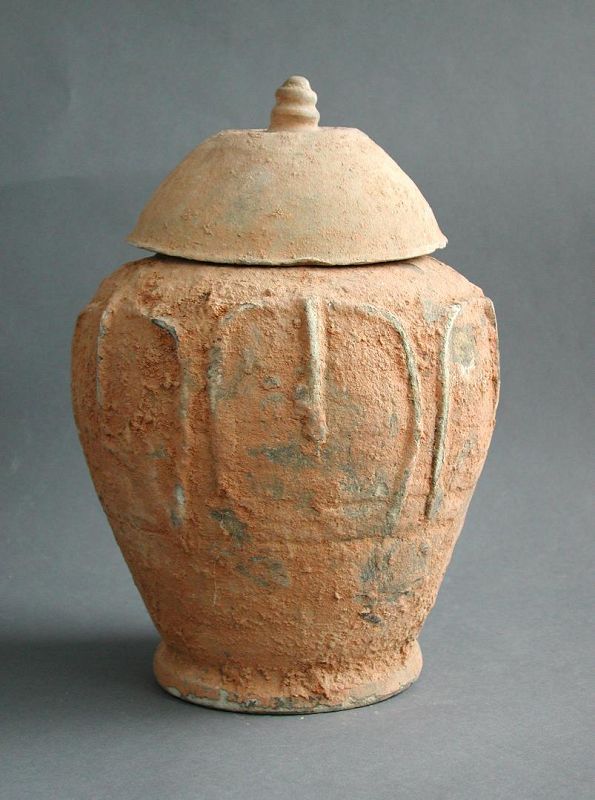 Chinese Song / Yuan Dynasty Buddhist Lotus Leaf Pottery Jar (Uncleaned