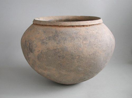 Large Chinese Eastern Zhou / Warring States Cord-Impressed Pottery Jar