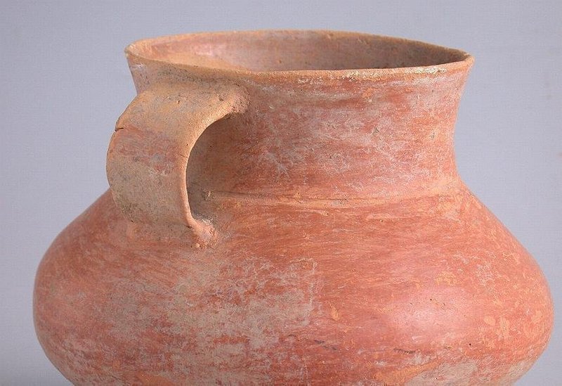 Fine &amp; Rare Chinese Neolithic Pottery Jar (4000 Years Old)