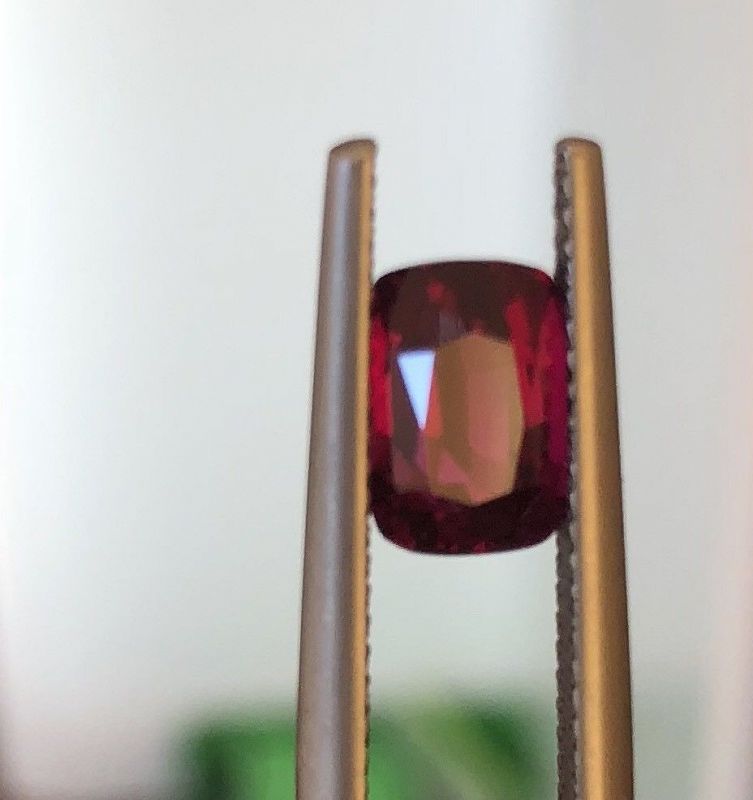 Magnificent Unheated Pigeon’s Blood Ruby 2.52ct &amp; Lotus Certificate