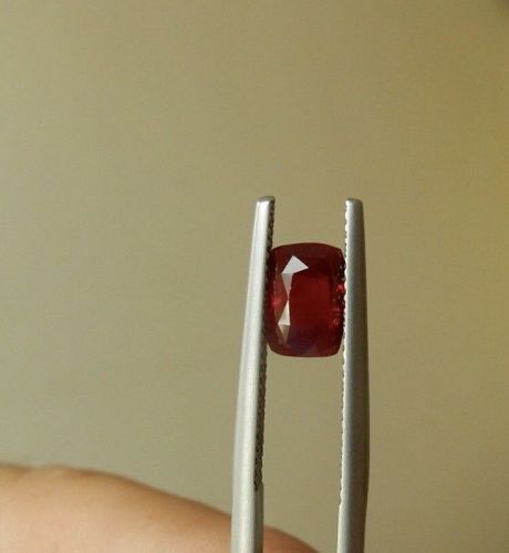 Stunning Unheated Pigeon’s Blood Ruby 2.02ct & Lotus Certificate
