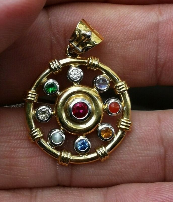 Stunning Nine Stone Navratna Astrological Pendant 18k