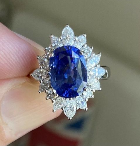 Stunning Unheated 3.73ct Blue Sapphire Platinum & Diamond Ring GIA