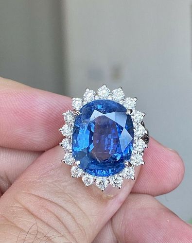 Sensational Unheated 14.14ct Burma Blue Sapphire & Diamond Ring GIA