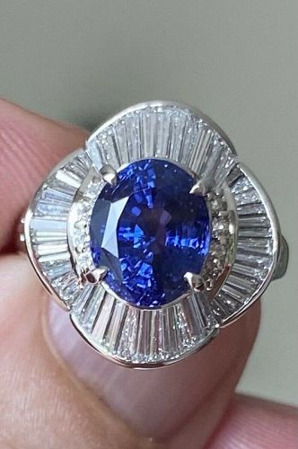 Magnificent Unheated 2.98ct Burma Blue Colour Change Sapphire Ring
