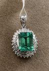 Exquisite 3.33ct Emerald & Diamond Platinum Pendant