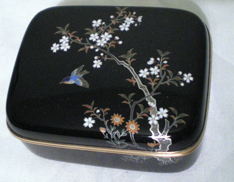 Japanese Cloisonne Box