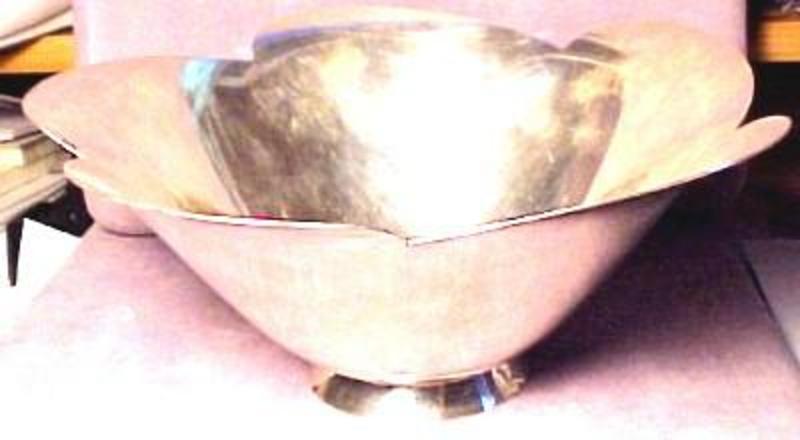 TIFFANY &amp; CO. MAKERS Large Sterling Bowl