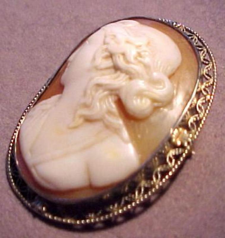 WHITE GOLD CARVED SHELL CAMEO PIN - VICTORIAN