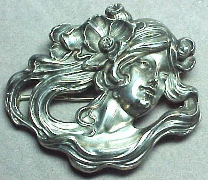WILLIAM KERR STERLING WOMAN FACE PIN - LARGE