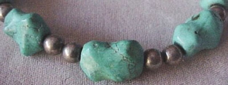 22&quot; LONG TURQUOISE NUGGET &amp; SILVER BEAD NECKLACE