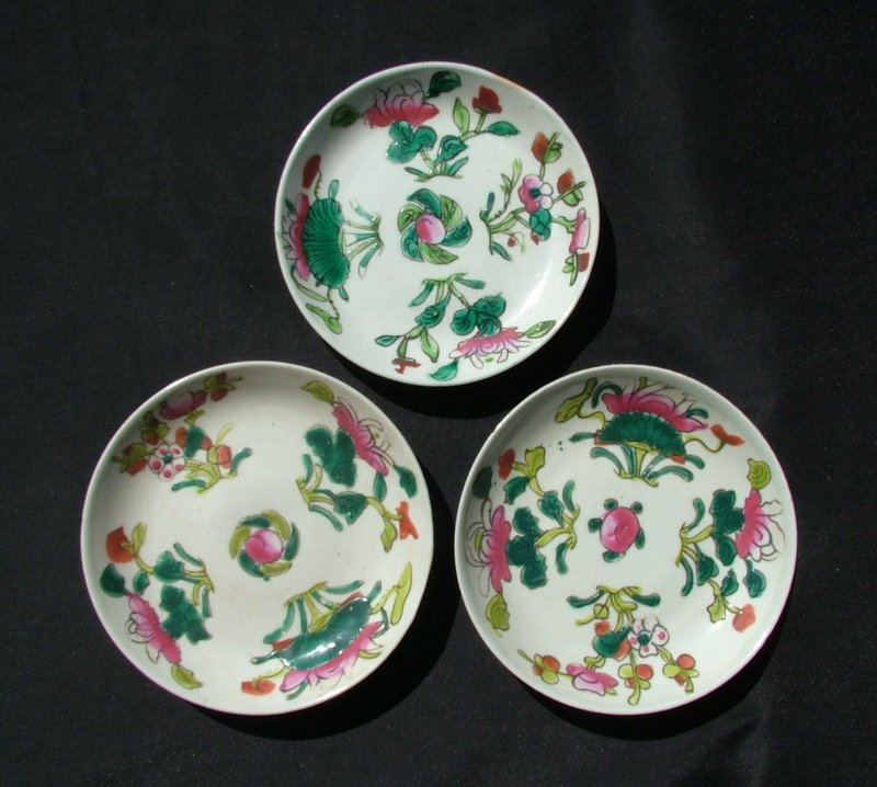 Three Famille Rose Saucer