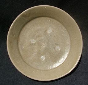 A Song Celadon Small Dish with spurs mark